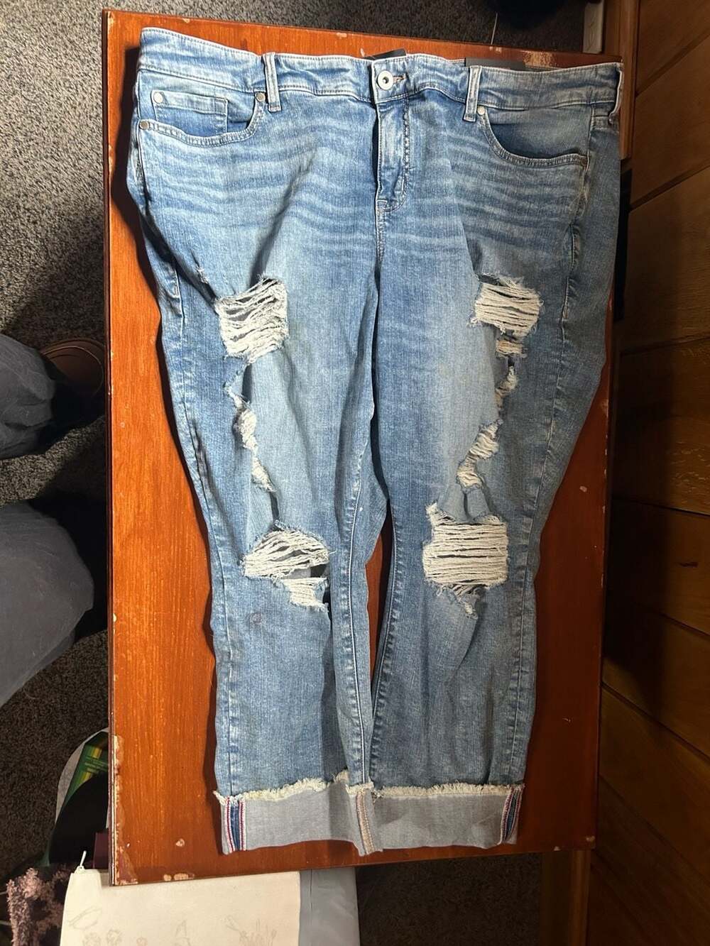 Torrid Crop Boyfriend Jeans Size 22 Distressed Mid-Rise